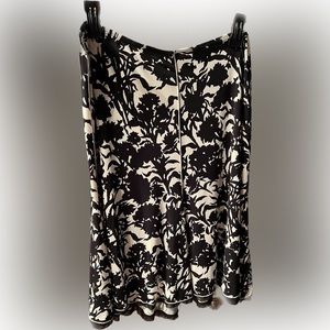 Max Studio Skirt. Black and off white. Super soft, feels so nice on!